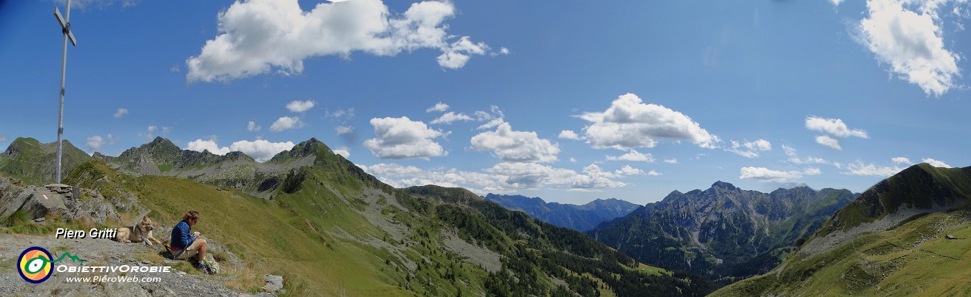 56 Panoramica al Passo di Tartano (2108 m).jpg